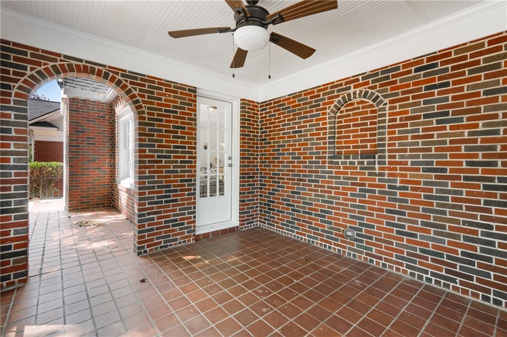 563 Manford Road SW