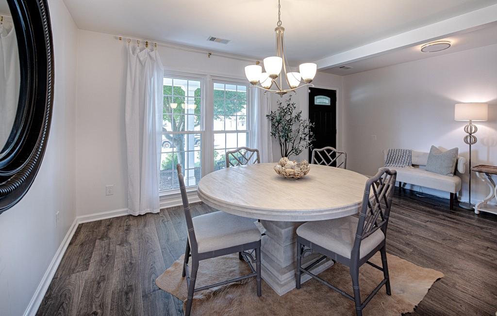 6030 Pattingham Drive, Roswell, Georgia image 12