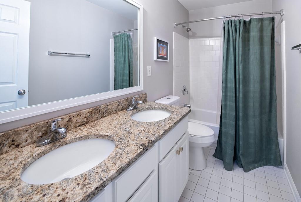 6030 Pattingham Drive, Roswell, Georgia image 18