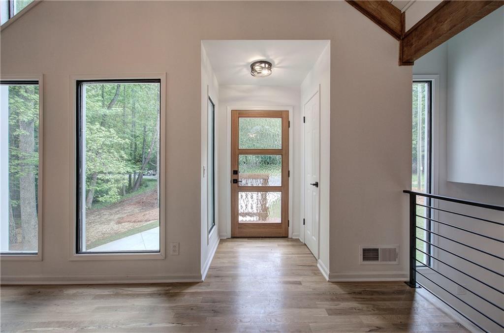 3880 Northpoint Drive, Marietta, Georgia image 7