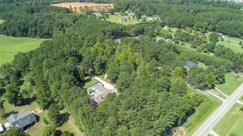 A home in Locust Grove