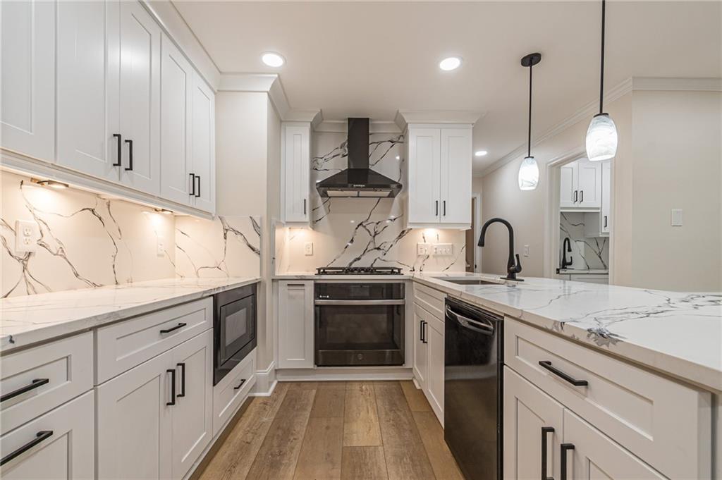 Saddle Ridge Lake - Residential