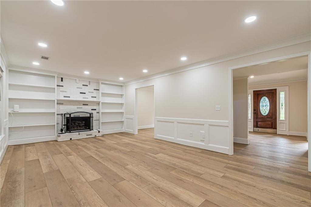 Saddle Ridge Lake - Residential