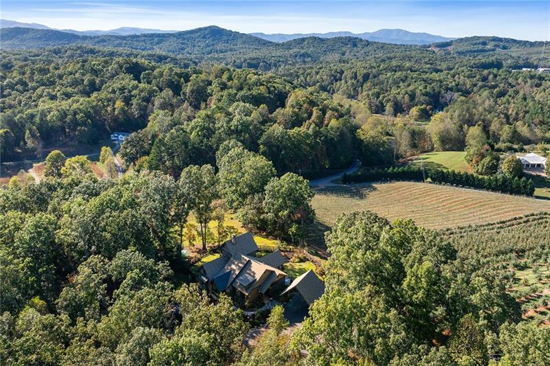 1241 Scenic Drive