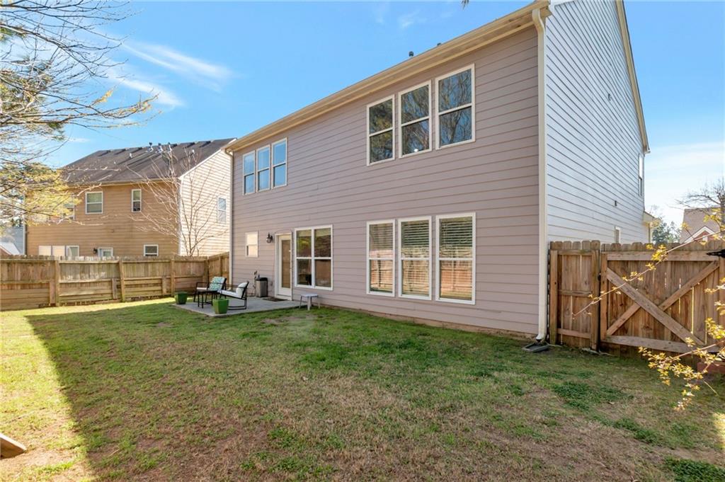 1565 Hedington Circle