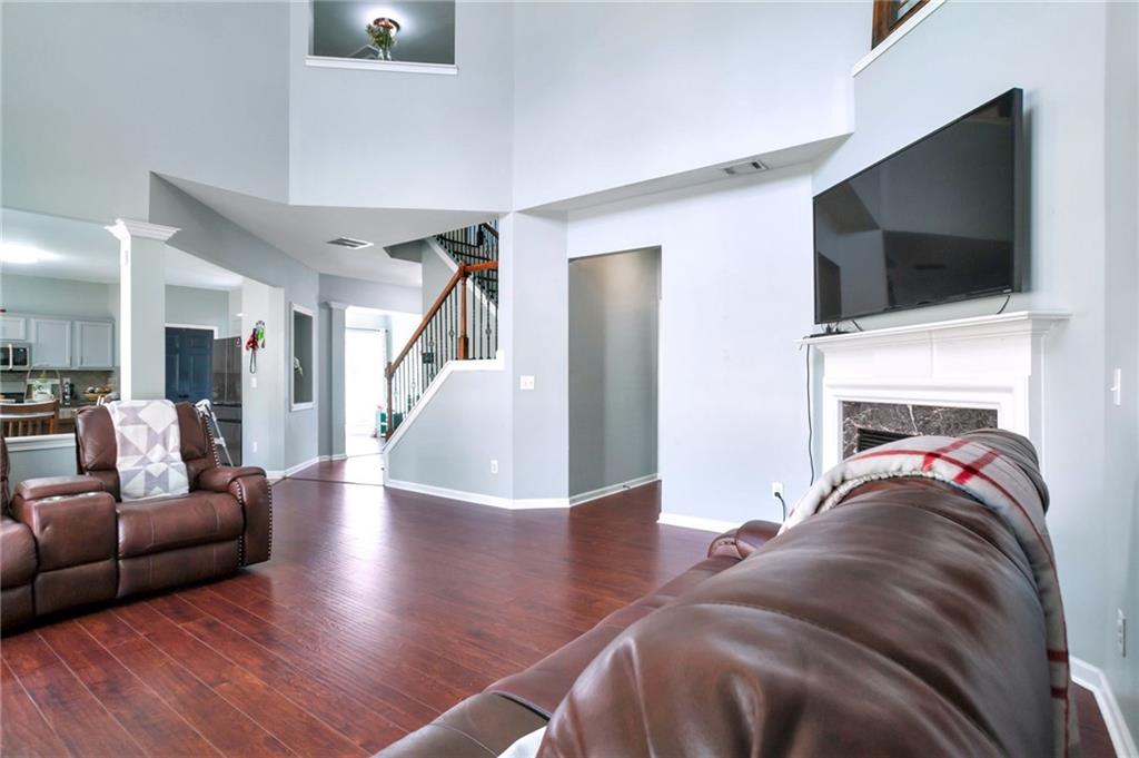 1565 Hedington Circle