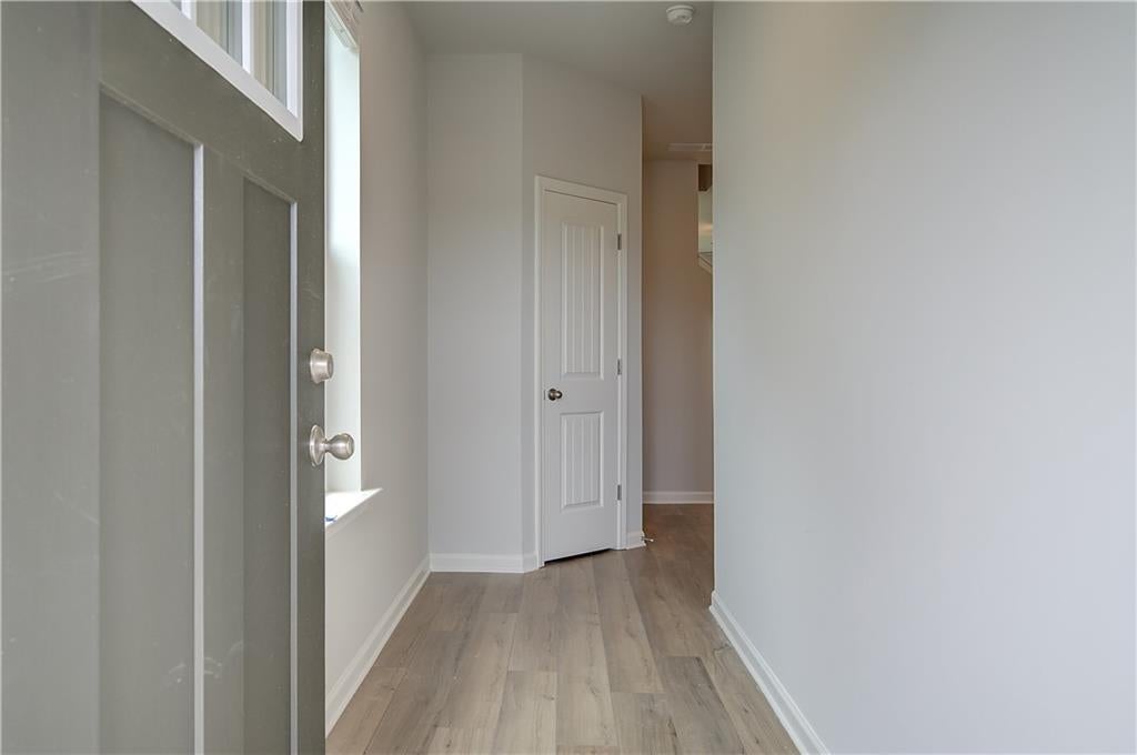 250 Abbotts Crossing Circle