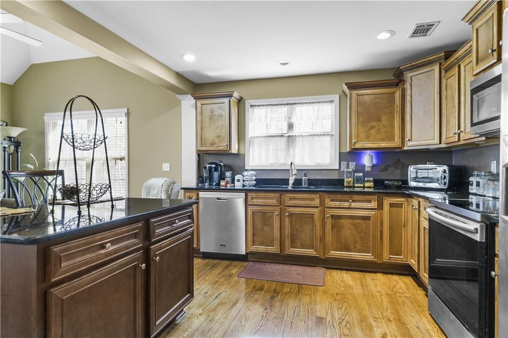 5511 E Stoneway Court, Villa Rica, Georgia image 13