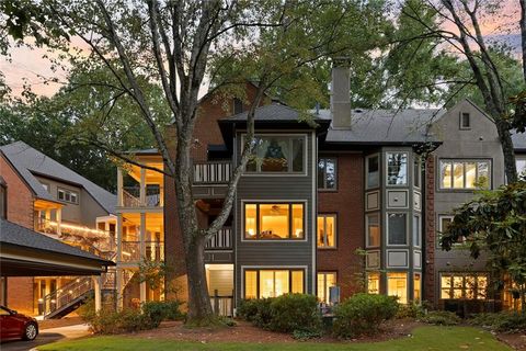 Condo For Sale - 464 Ansley Walk Terrace<br/> Atlanta, GA 30309