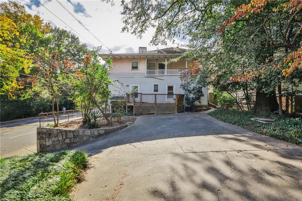 17 Avery Drive NE