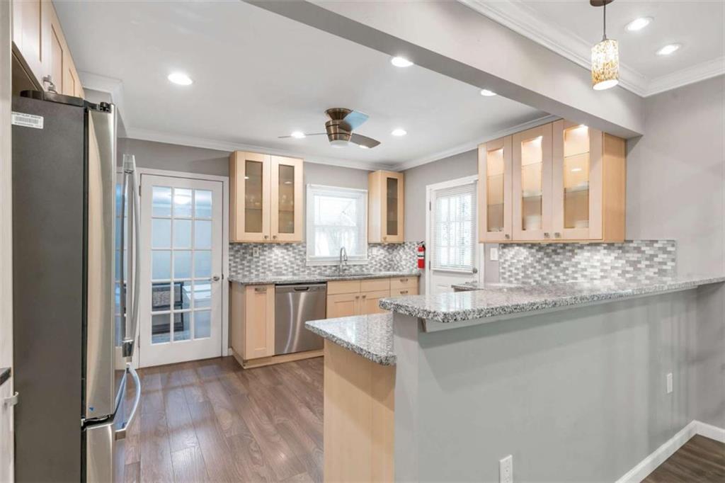 1766 Brewer Boulevard SW