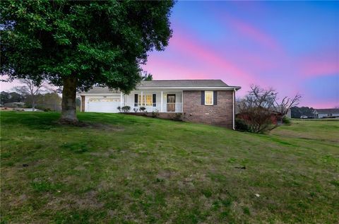 Homes For Sale - 2840 Ward Drive<br/> Winston, GA 30187