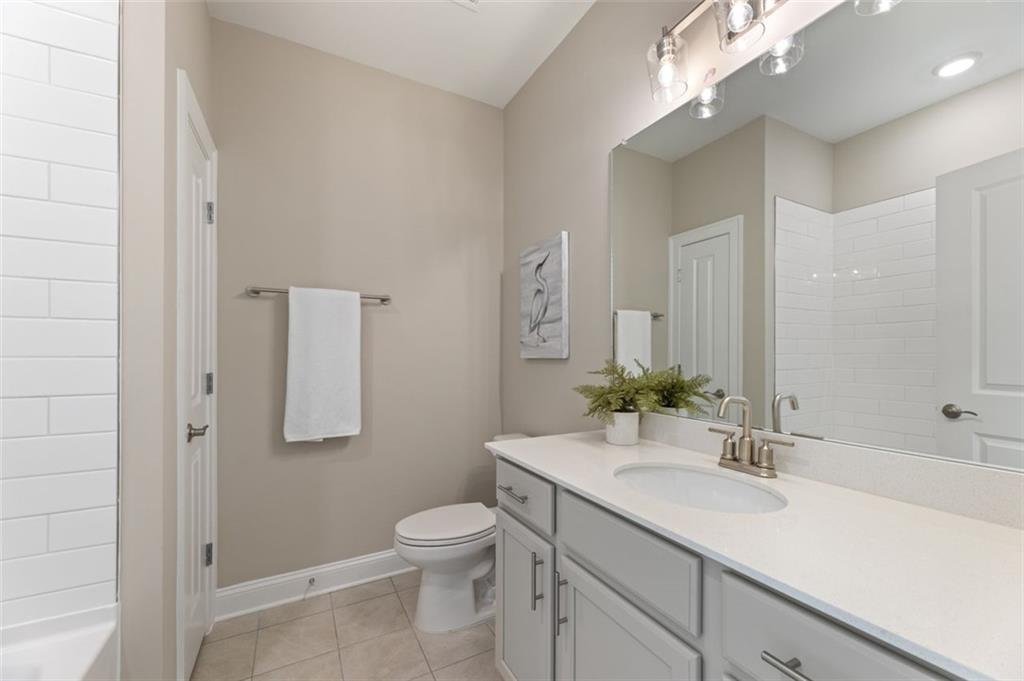 248 Persimmon Drive, Holly Springs, Georgia image 2
