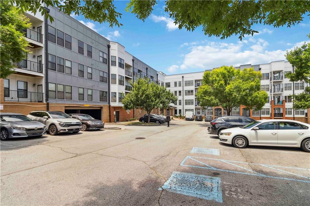 898 Oak Street SW 3228