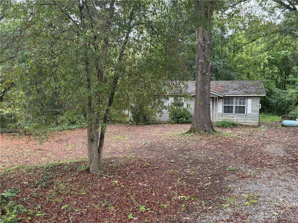 130 Floral Drive SE