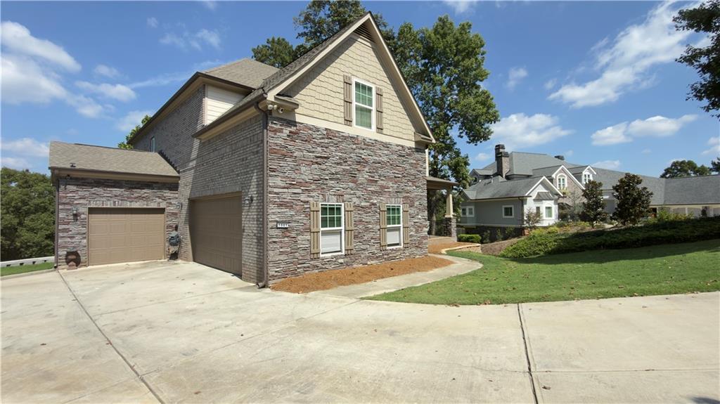 1001 Overlook Drive