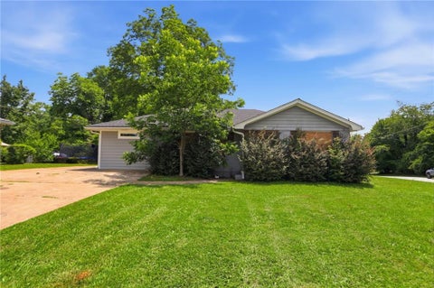 Homes For Sale - 1416 Columbia Drive<br/> Decatur, GA 30032