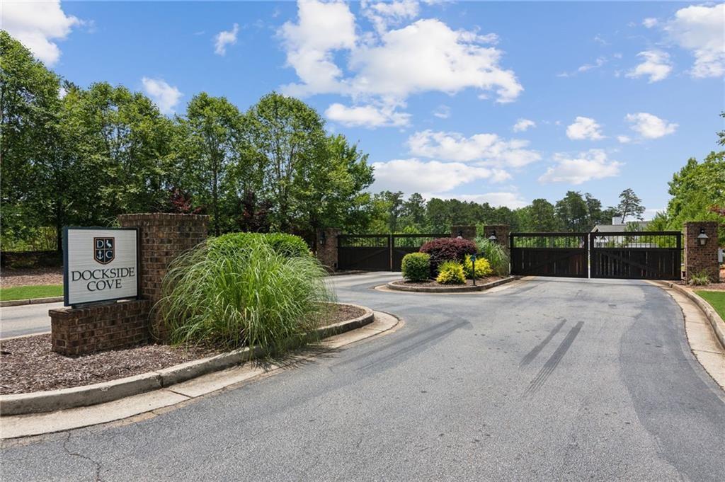 6011 Tradewinds Cove, Gainesville, Georgia image 4