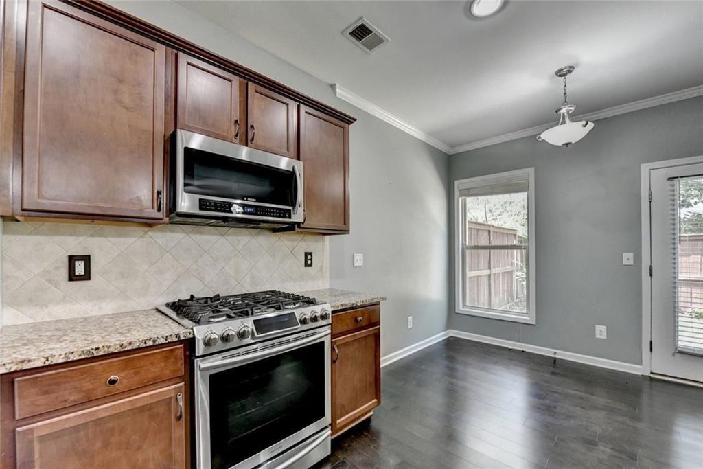 HANOVER POINTE - Residential