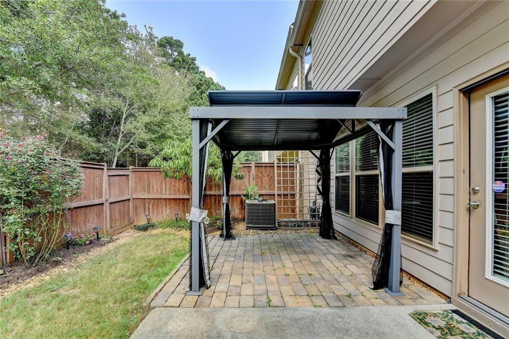 HANOVER POINTE - Residential