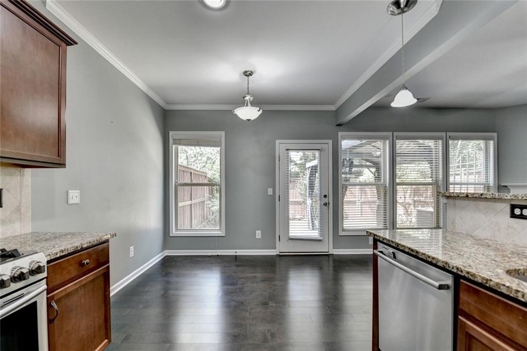 HANOVER POINTE - Residential