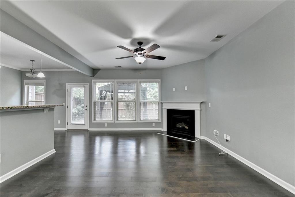 HANOVER POINTE - Residential