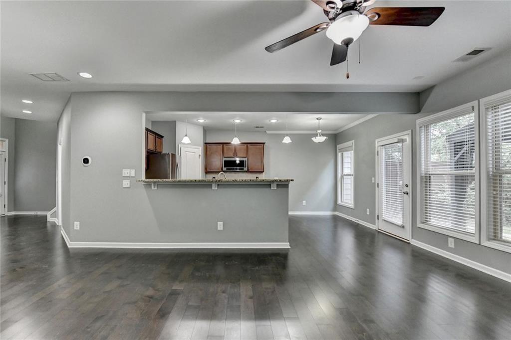 HANOVER POINTE - Residential