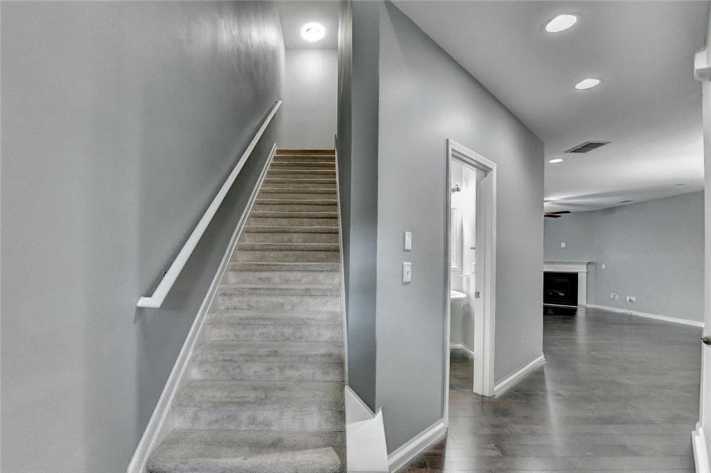 HANOVER POINTE - Residential