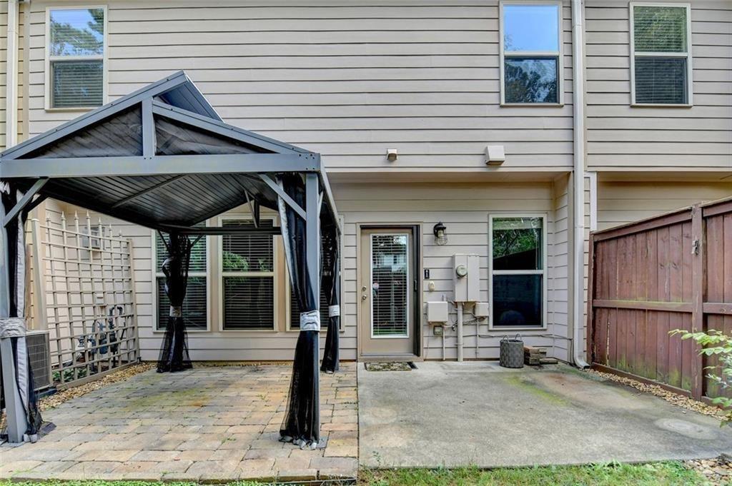 HANOVER POINTE - Residential