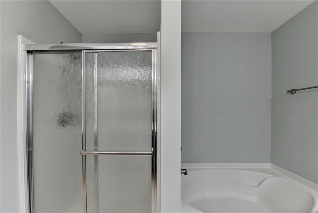 HANOVER POINTE - Residential