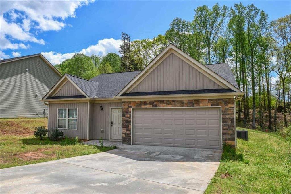 657 Trojan Lane, Alto, Georgia image 2