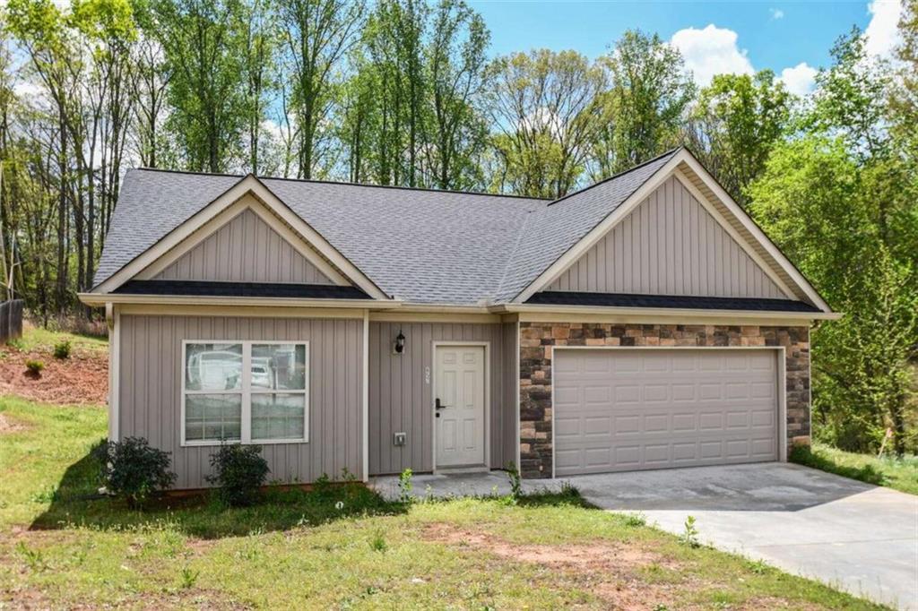657 Trojan Lane, Alto, Georgia image 1