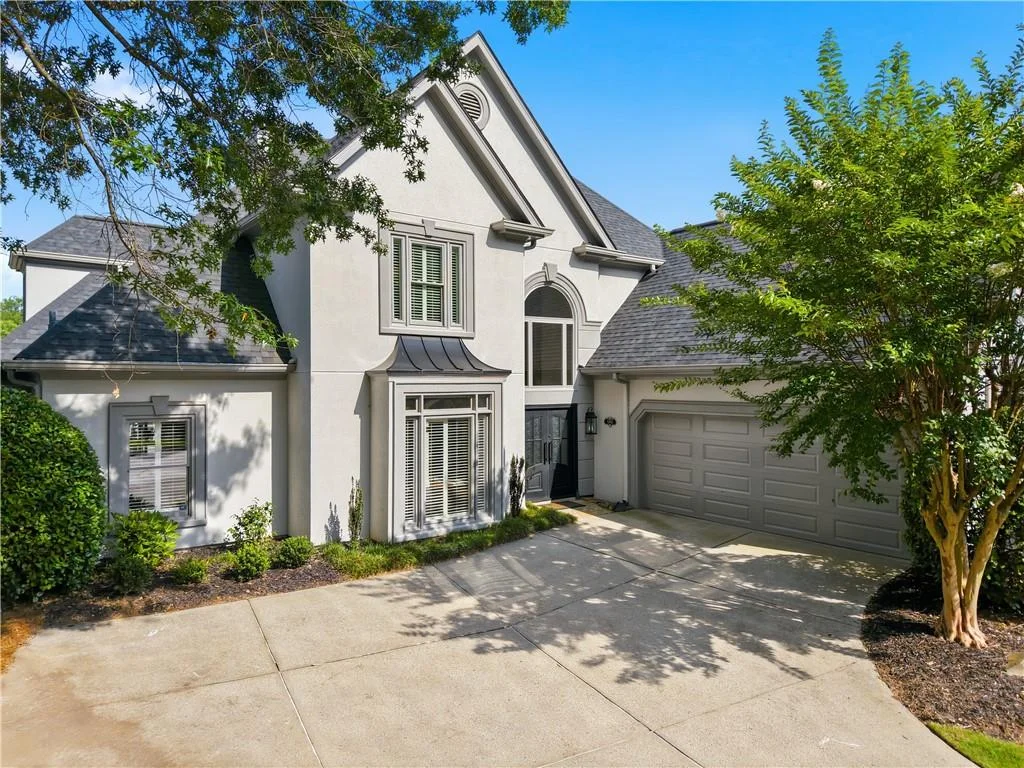 5785 Hershinger Close