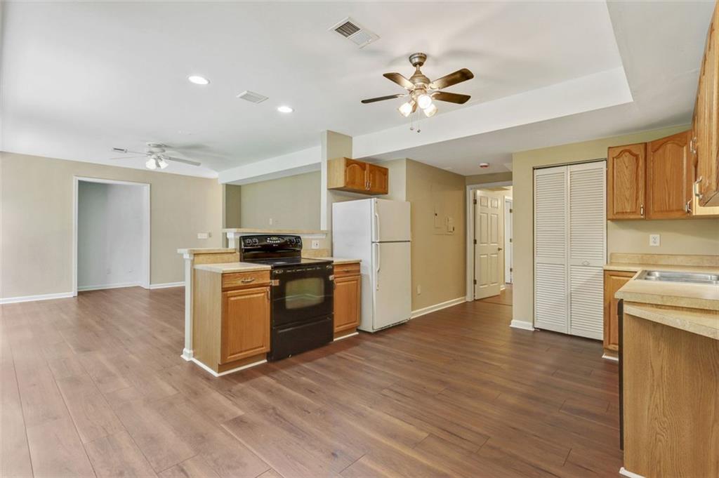 2073 Woodside Park Drive, Woodstock, Georgia image 31