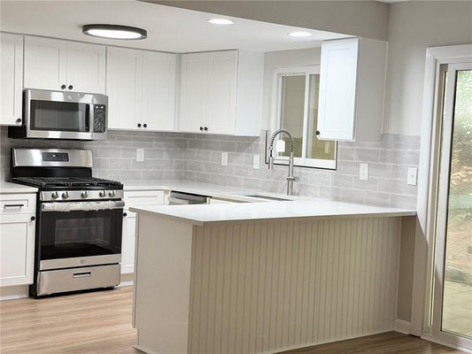 11 MIDDLETON CT SE, SMYRNA, GA 30080 - Image e45200b6d338fb7b1237d1272888e95e/3109440296
