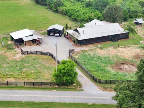 Homes For Sale - 215 Erwin Road<br/> Adairsville, GA 30103