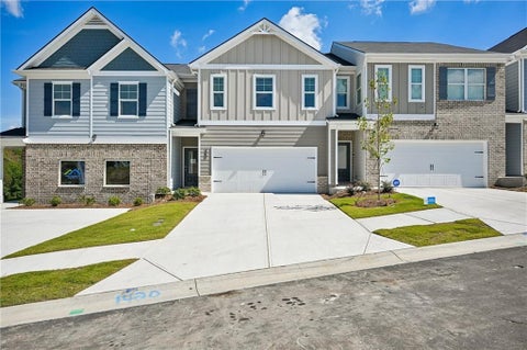 Townhouse For Sale - 7053 Old Bridge Lane<br/> Conyers, GA 30013
