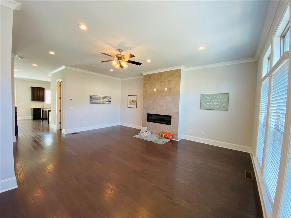 2480 Scarlet Maple Alley