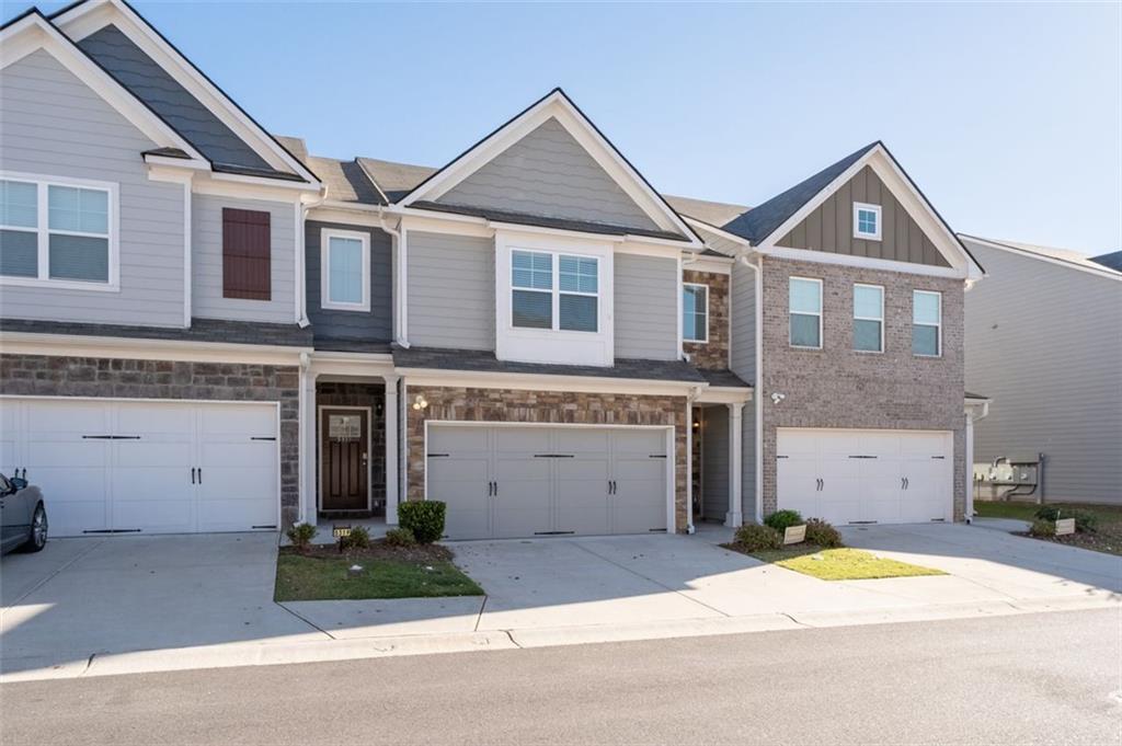 5317 RADFORD Loop