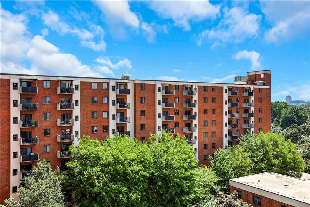 300 Johnson Ferry Road NE B1002