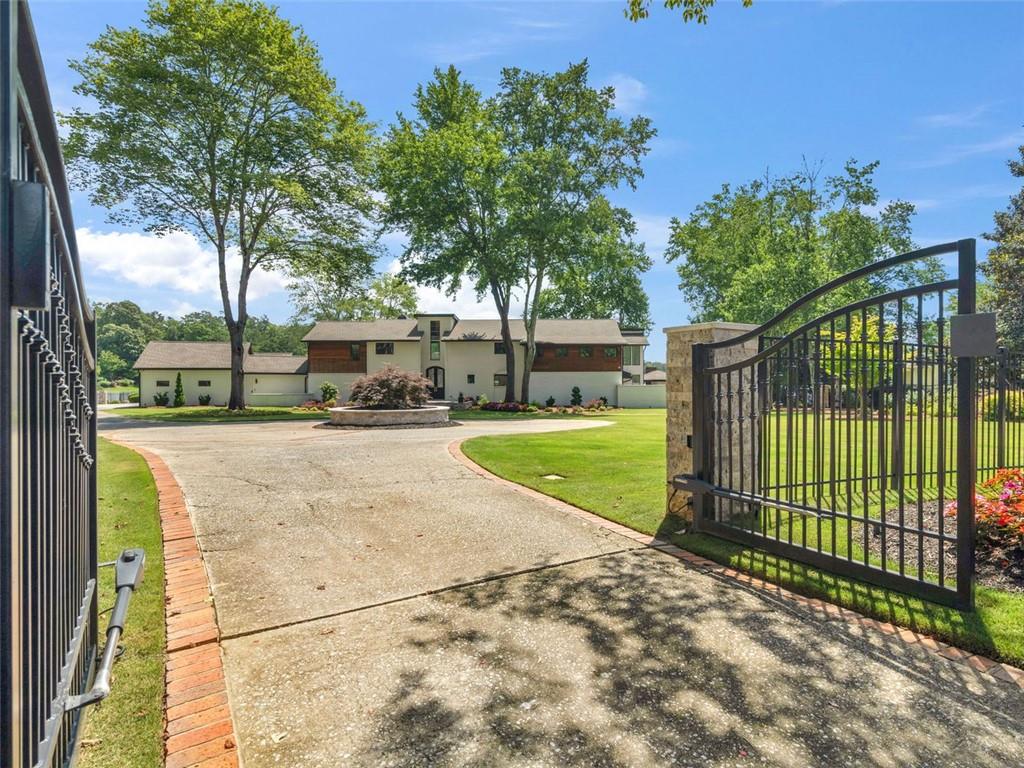 2775 CLUB VALLEY Court