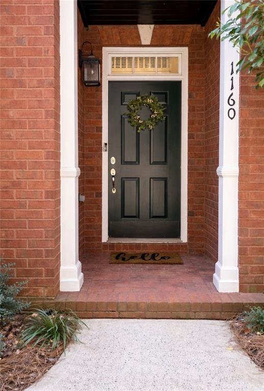 1160 Brookhaven Glen NE