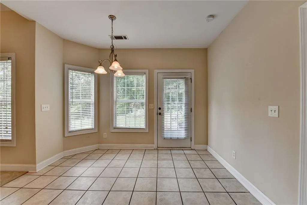 Dacula, Georgia 30019, United States, 3 Bedrooms Bedrooms, ,2 BathroomsBathrooms,Residential,Pending,200854