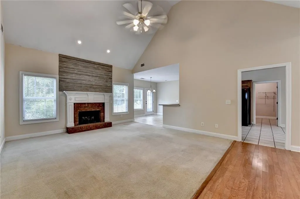 Dacula, Georgia 30019, United States, 3 Bedrooms Bedrooms, ,2 BathroomsBathrooms,Residential,Pending,200854