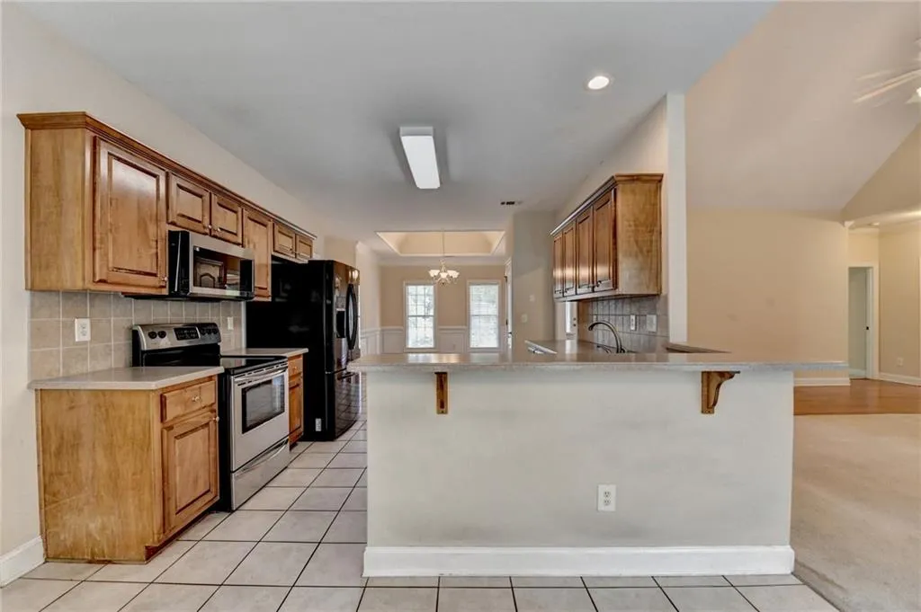 Dacula, Georgia 30019, United States, 3 Bedrooms Bedrooms, ,2 BathroomsBathrooms,Residential,Pending,200854