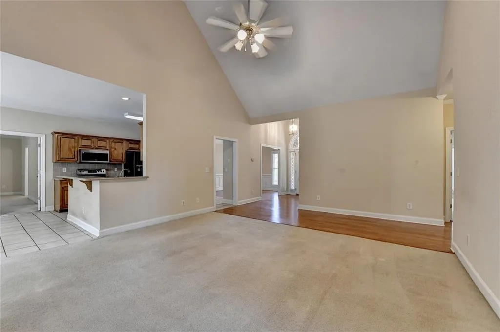 Dacula, Georgia 30019, United States, 3 Bedrooms Bedrooms, ,2 BathroomsBathrooms,Residential,Pending,200854