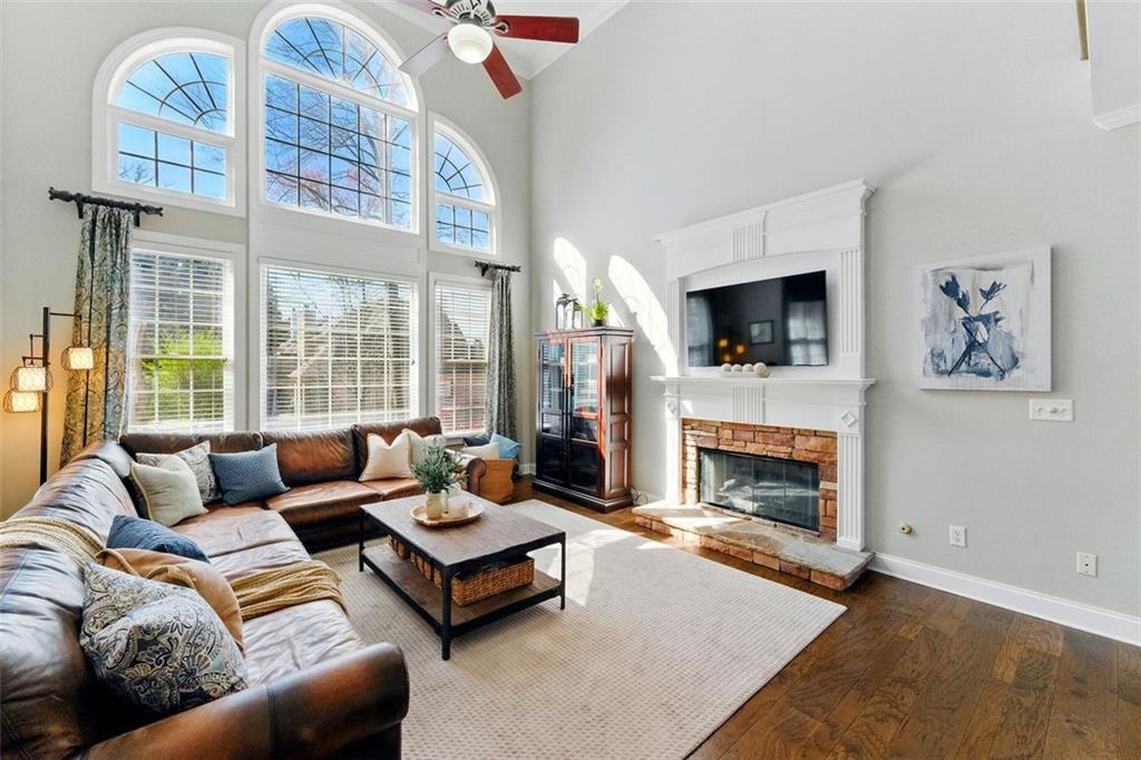 317 Vista Lake Drive, Suwanee, Georgia image 11