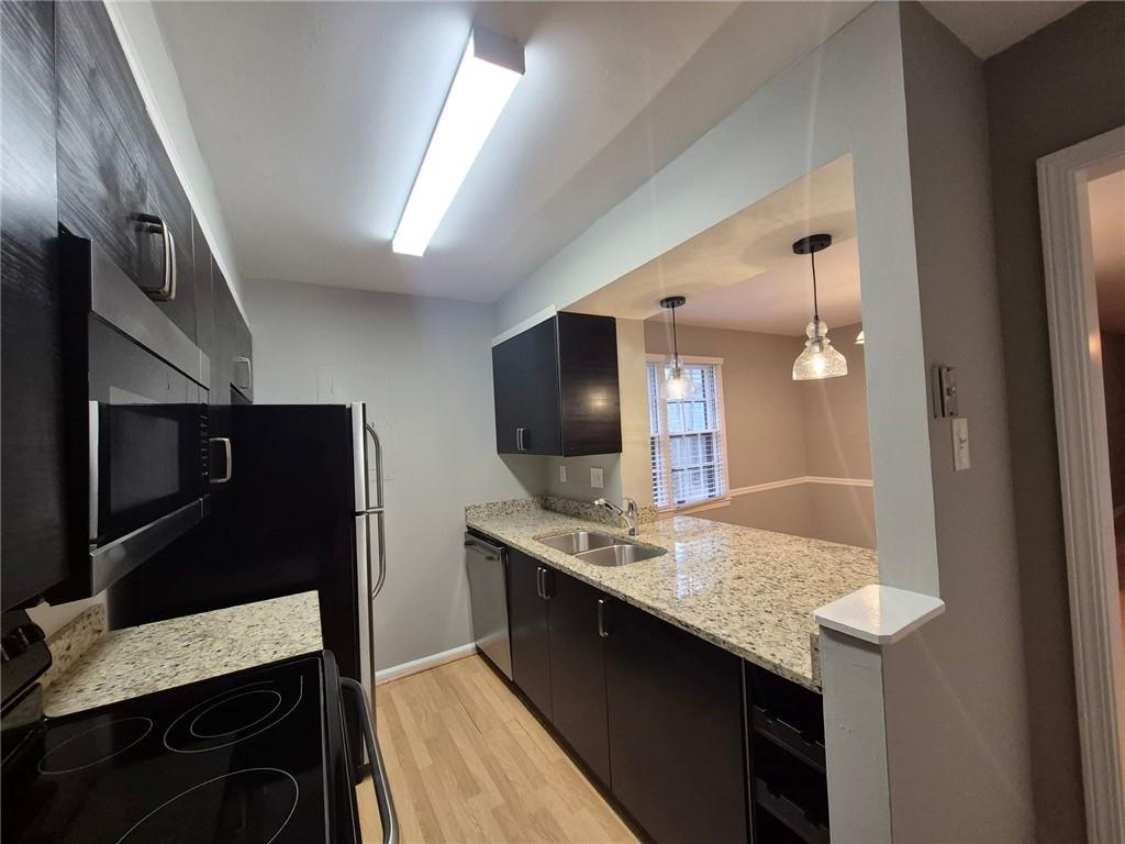 204 Triumph Drive NW