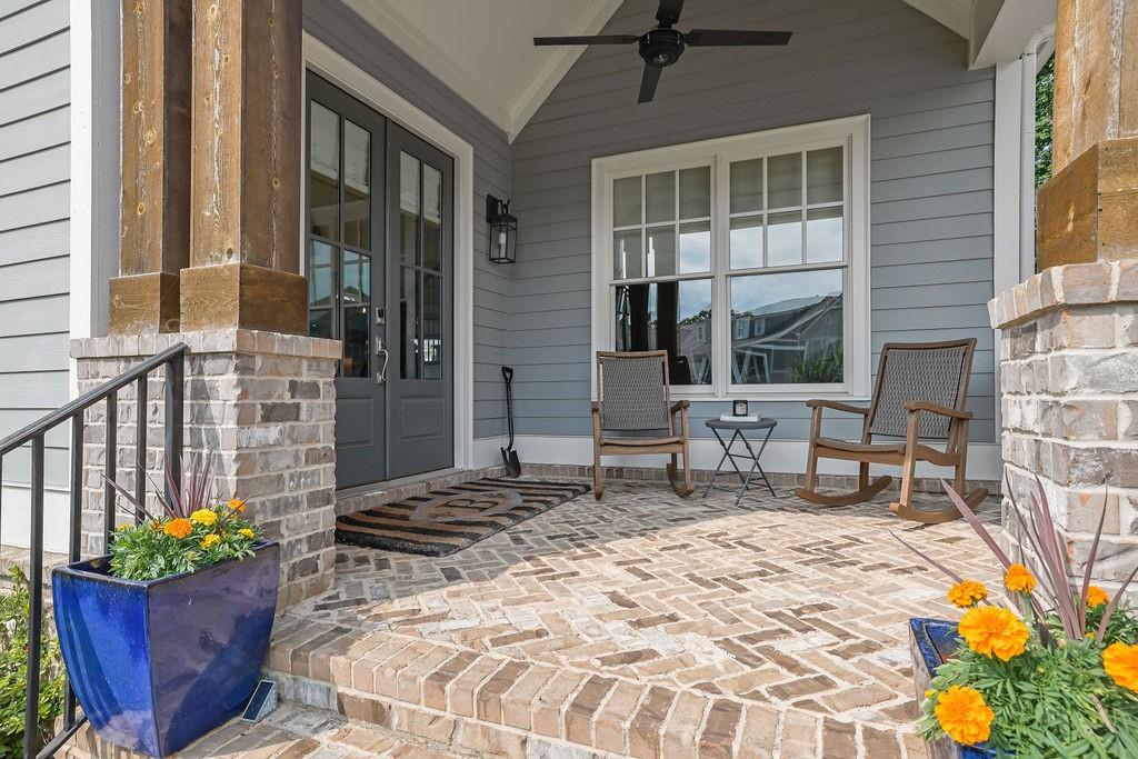 5690 Vineyard Park Trail