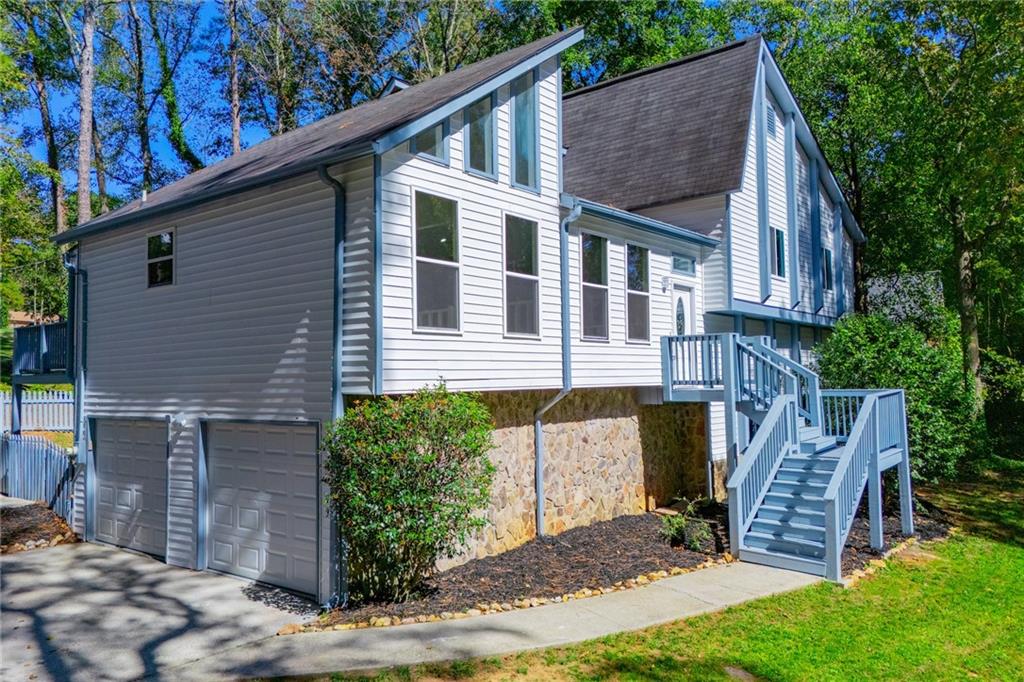 1039 Monticello Drive